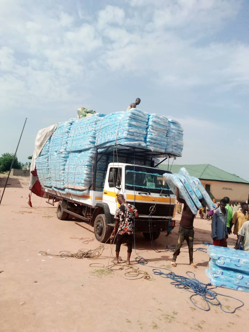 The touching story of distribution of mattresses in TARABA STATE ...